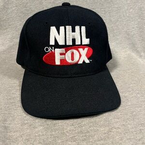 Vintage NHL On Fox SnapBack Hat - Headmaster - 80% Acrylic / 20% Wool
